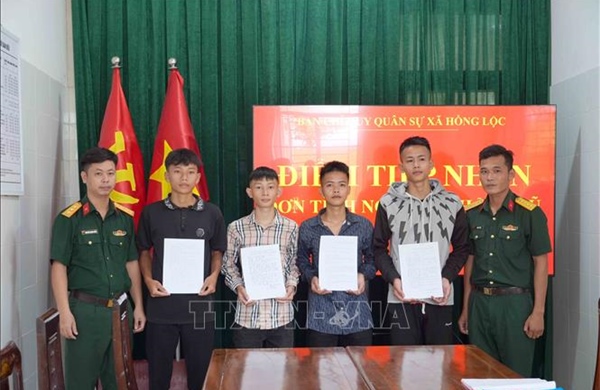 Những lá đơn tình nguyện và khát vọng cống hiến của tuổi trẻ