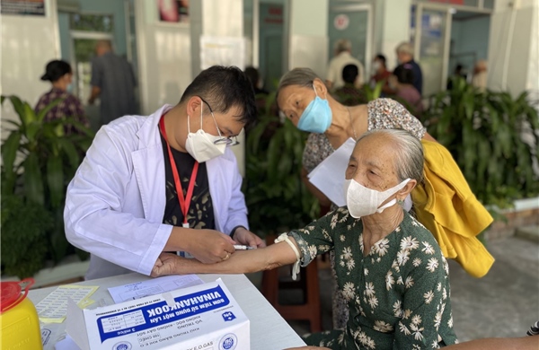 Người cao tuổi cần gì để sống khỏe hơn