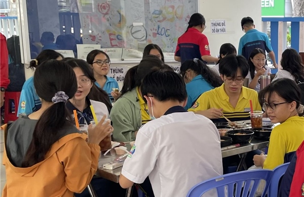 TP Hồ Chí Minh yêu cầu siết chặt an toàn bữa ăn học đường