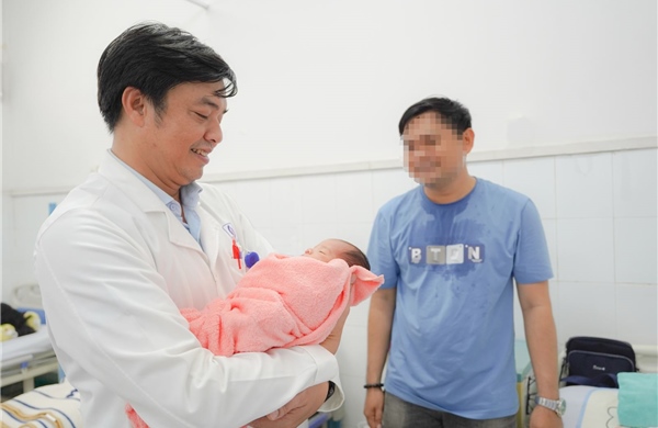 Phẫu thuật thành công cho sản phụ mắc hội chứng hiếm, nguy cơ tử vong cao