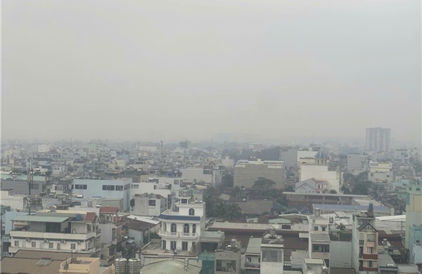 Ô nhiễm không khí gia tăng, người dân cần làm gì để bảo vệ sức khoẻ?