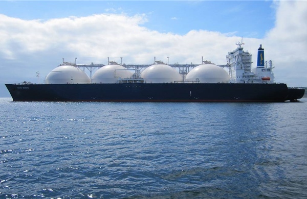 Nhập khẩu LNG của Trung Quốc giảm mạnh nhất trong 8 năm do xung đột Trung Đông