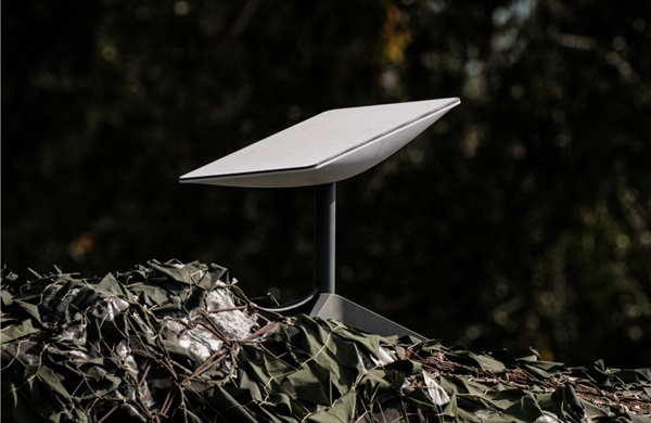 Bộ Quốc phòng Ukraine phối hợp với SpaceX xử lý việc Nga sử dụng Starlink trên UAV