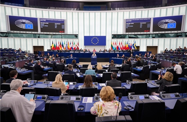 Chiến lược ứng phó của EU trước áp lực thuế quan mới của Tổng thống Trump