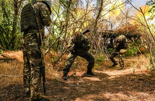 Đề xuất vùng đệm Nga - Ukraine từ châu Âu: Giải pháp hòa bình hay rủi ro mới?