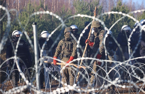 Ba Lan xây dựng &#39;Lá chắn phía Đông&#39; bảo vệ biên giới NATO