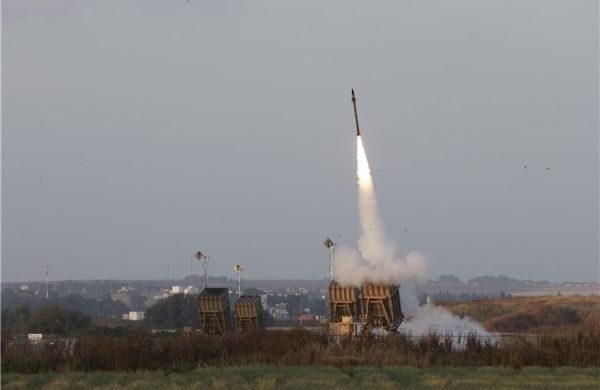 Những hạn chế từ hệ thống phòng thủ tên lửa tầm trung của Israel