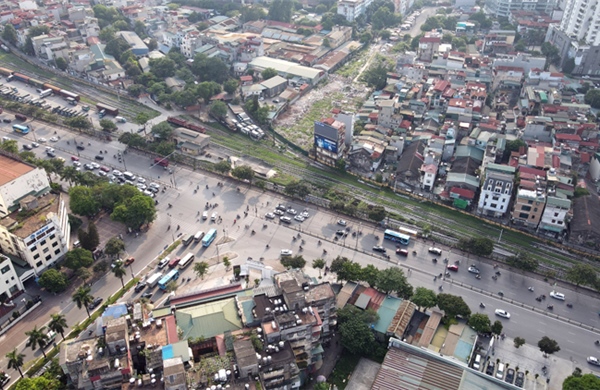 Hà Nội: Điều chỉnh tổ chức giao thông nút giao Giải Phóng - Kim Đồng
