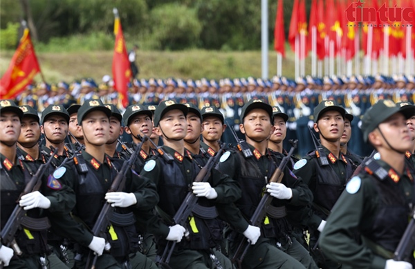 Gần 16.000 cán bộ, chiến sĩ hợp luyện diễu binh, diễu hành chuẩn bị cho lễ kỷ niệm trọng đại