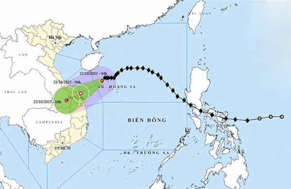 Thời tiết ngày 22/10: Bão số 12 di chuyển vào bờ, gây mưa rất to từ Hà Tĩnh đến Quảng Ngãi