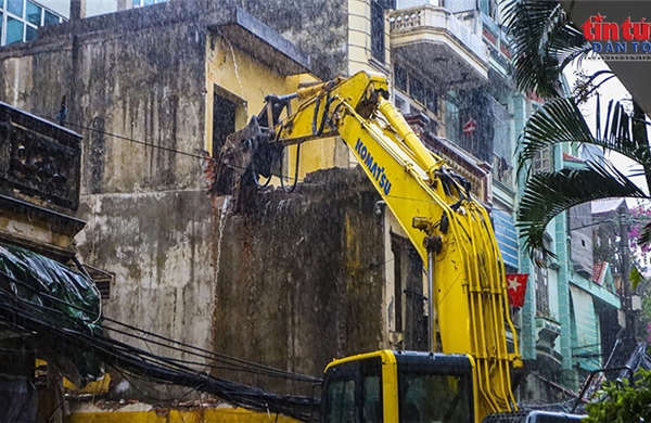 Hà Nội: Mở rộng ngõ 381 Nguyễn Khang, xóa điểm nghẽn giao thông lâu năm
