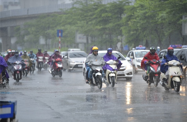Thời tiết ngày 14/7: Mưa dông diện rộng nhiều nơi trên cả nước