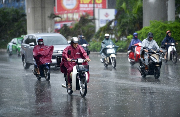 Thời tiết ngày 30/6: Bắc Bộ mưa lớn diện rộng, cảnh báo lốc xoáy và gió giật mạnh trên biển