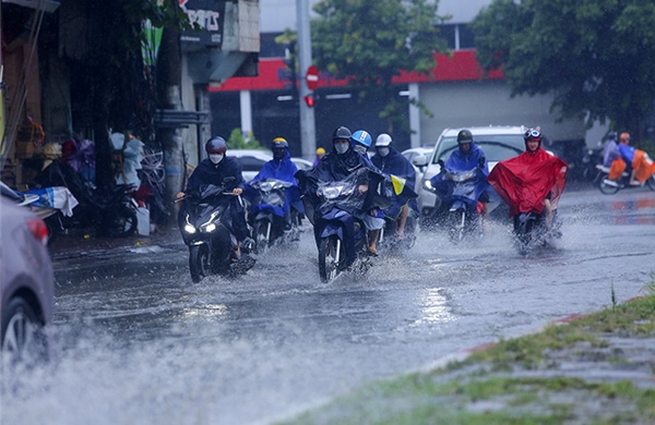 Thời tiết ngày 16/5: Mưa dông nhiều nơi trên cả nước