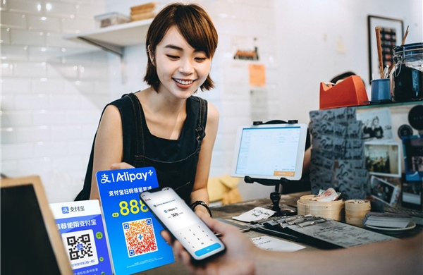 Chuyển đổi số ngành Ngân hàng đang tăng tốc, giao dịch số tăng mạnh