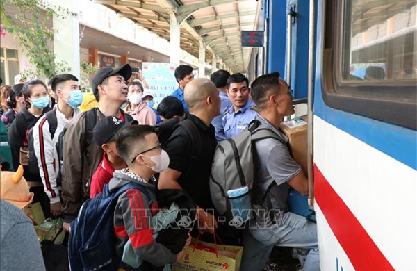 Nhiều chính sách thiết thực chăm lo Tết Bính Ngọ 2026 cho người lao động