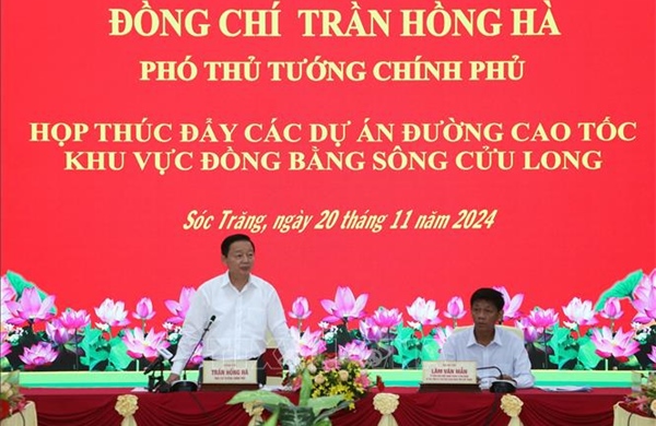 Phó Thủ tướng Trần Hồng Hà đôn đốc tiến độ các dự án cao tốc khu vực ĐBSCL