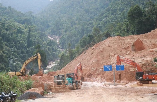Nguy cơ lũ quét, sạt lở đất ở 11 tỉnh thuộc Bắc Bộ, Trung Bộ