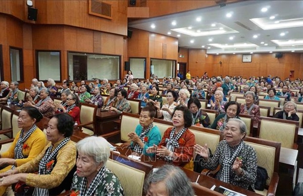 Thành phố Hồ Chí Minh: Gặp mặt nữ cựu tù cách mạng tiêu biểu