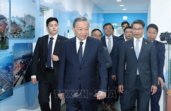 Tổng Bí thư Tô Lâm thăm cảng Busan, Hàn Quốc