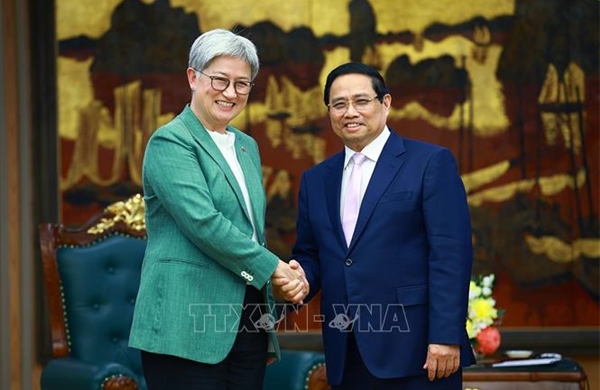Thủ tướng tiếp Bộ trưởng Ngoại giao Australia Penny Wong