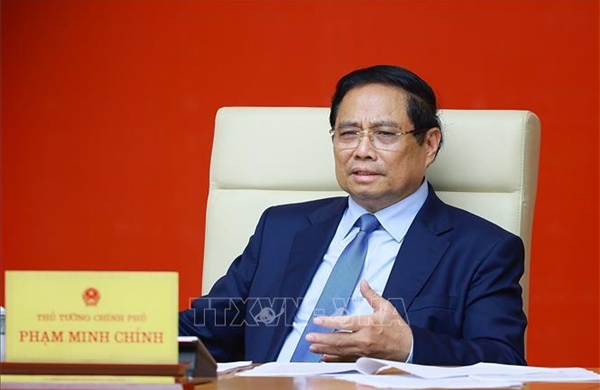 Thủ tướng: Việc xây dựng bộ tiêu chuẩn, quy chuẩn về đường sắt tốc độ cao chậm so với yêu cầu