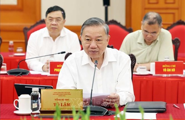 Bộ Chính trị cho ý kiến về công tác chuẩn bị Đại hội Đảng bộ các cơ quan Đảng Trung ương 