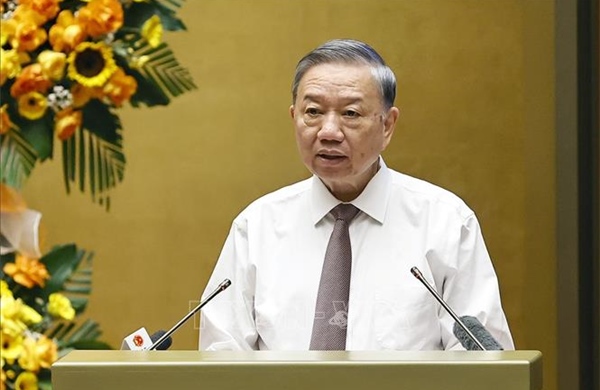 Tổng Bí thư Tô Lâm: &#39;Bình dân học vụ số&#39; phải trở thành phong trào cách mạng, toàn dân, toàn diện, bao trùm, sâu rộng