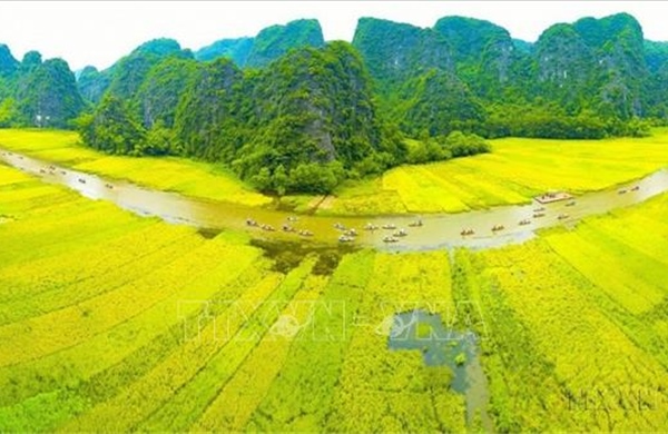 Vinh danh nhiều danh thắng nổi tiếng của Ninh Bình