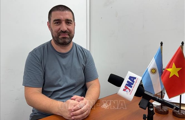 Chuyên gia Argentina: Việt Nam kiên định mục tiêu phát triển bền vững theo định hướng Đại hội XIII