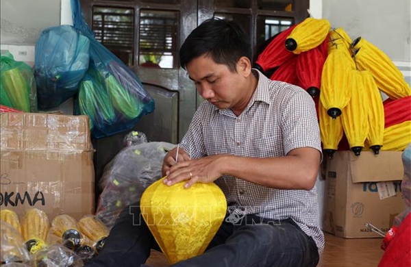 Bỏ phố về làng: Khi người trẻ mở lối, nghề truyền thống hồi sinh