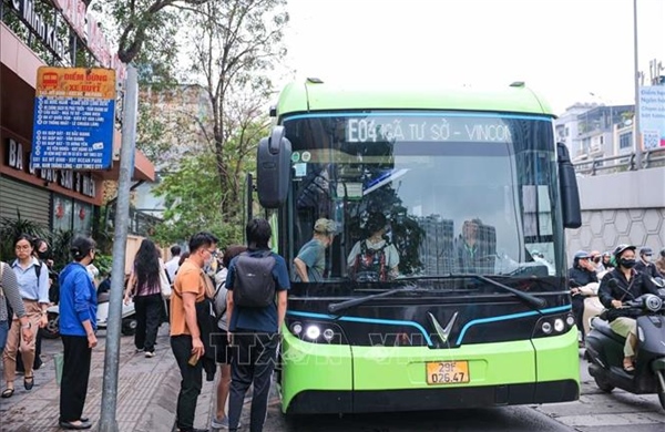 Hà Nội miễn phí vé xe buýt và đường sắt đô thị dịp nghỉ Lễ Giỗ Tổ, 30/4 và 1/5