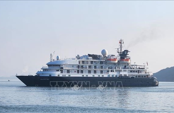 Đón tàu du lịch quốc tế cao cấp cập cảng Quy Nhơn