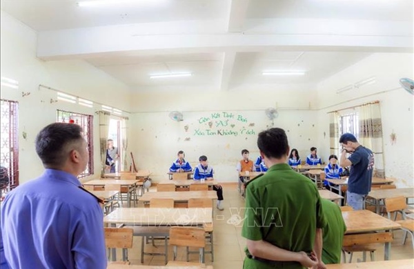 Khởi tố vụ án bạo lực học đường khiến 1 nam sinh lớp 8 tự tử
