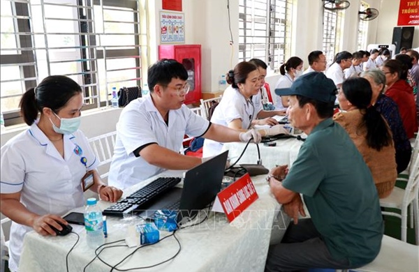 Khám sức khỏe miễn phí: Người dân hưởng lợi từ y tế cơ sở