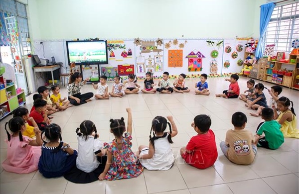 Đổi mới quản lý chất lượng giáo dục: Từ đánh giá theo chu kỳ sang quản lý theo quá trình