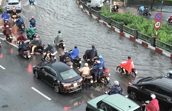 Chủ động ứng phó với ngập úng vùng trũng, gió mạnh trên biển