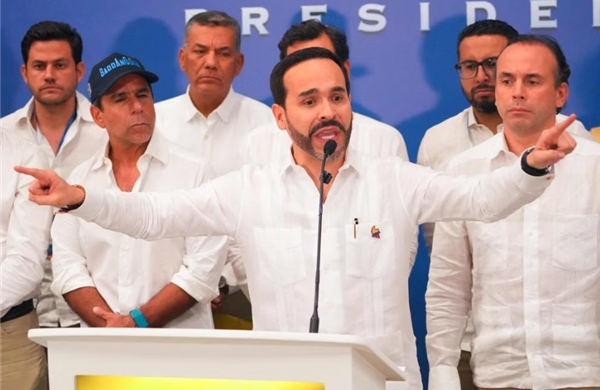 Colombia: Tổng thống đắc cử Abelardo De La Espriella nhậm chức 