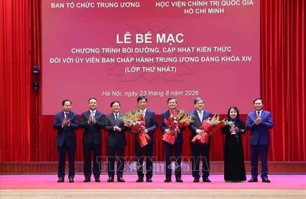 Bế mạc Chương trình bồi dưỡng, cập nhật kiến thức đối với Ủy viên Trung ương Đảng khóa XIV 