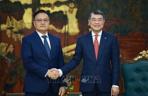 Thủ tướng Lê Minh Hưng: Việt Nam luôn dành ưu tiên cao nhất cho việc vun đắp và phát triển quan hệ Việt Nam - Lào