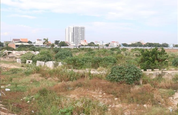 Đối thoại gỡ vướng mắc kéo dài nhiều năm tại Dự án Khu đô thị mới bờ sông Dinh