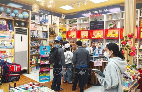 Khẩn trương điều phối, bổ sung để cung cấp đầy đủ sách giáo khoa