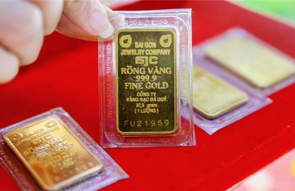 Giá vàng trưa 8/5 đồng loạt tăng