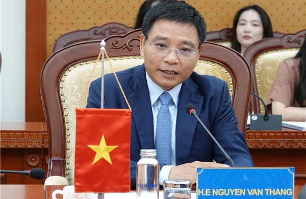 Bộ trưởng Nguyễn Văn Thắng: Phát triển thị trường chứng khoán công bằng, minh bạch và hiệu quả