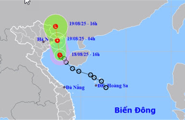 Áp thấp nhiệt đới sẽ vào đất liền Quảng Ninh trong sáng 19/8