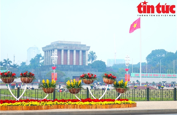 Ngày khai mạc Đại hội, Hà Nội không mưa, trưa chiều trời hửng nắng