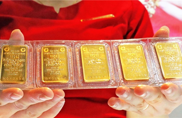 Giá vàng chiều ngày 28/5 điều chỉnh giảm mạnh