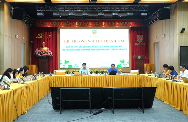 Bộ Tư pháp tiên phong trong cắt giảm, đơn giản hoá thủ tục hành chính