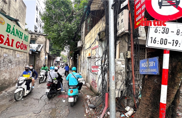 Cận cảnh ngõ ‘đau khổ’ nhất Hà Nội đang được mở rộng thông Vành đai 2,5