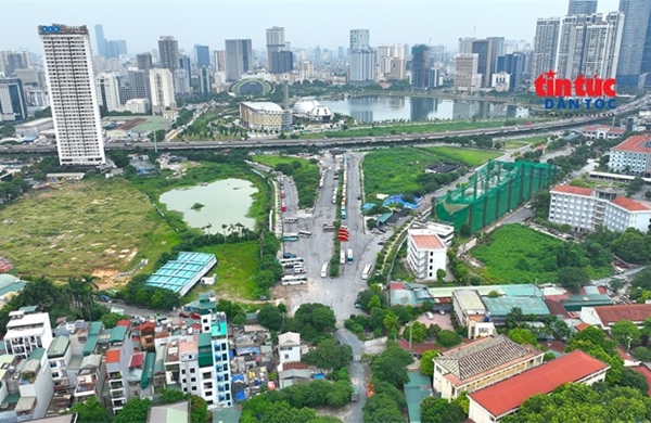 Đường nối Phạm Hùng - Lê Đức Thọ vẫn dang dở vì vướng mặt bằng